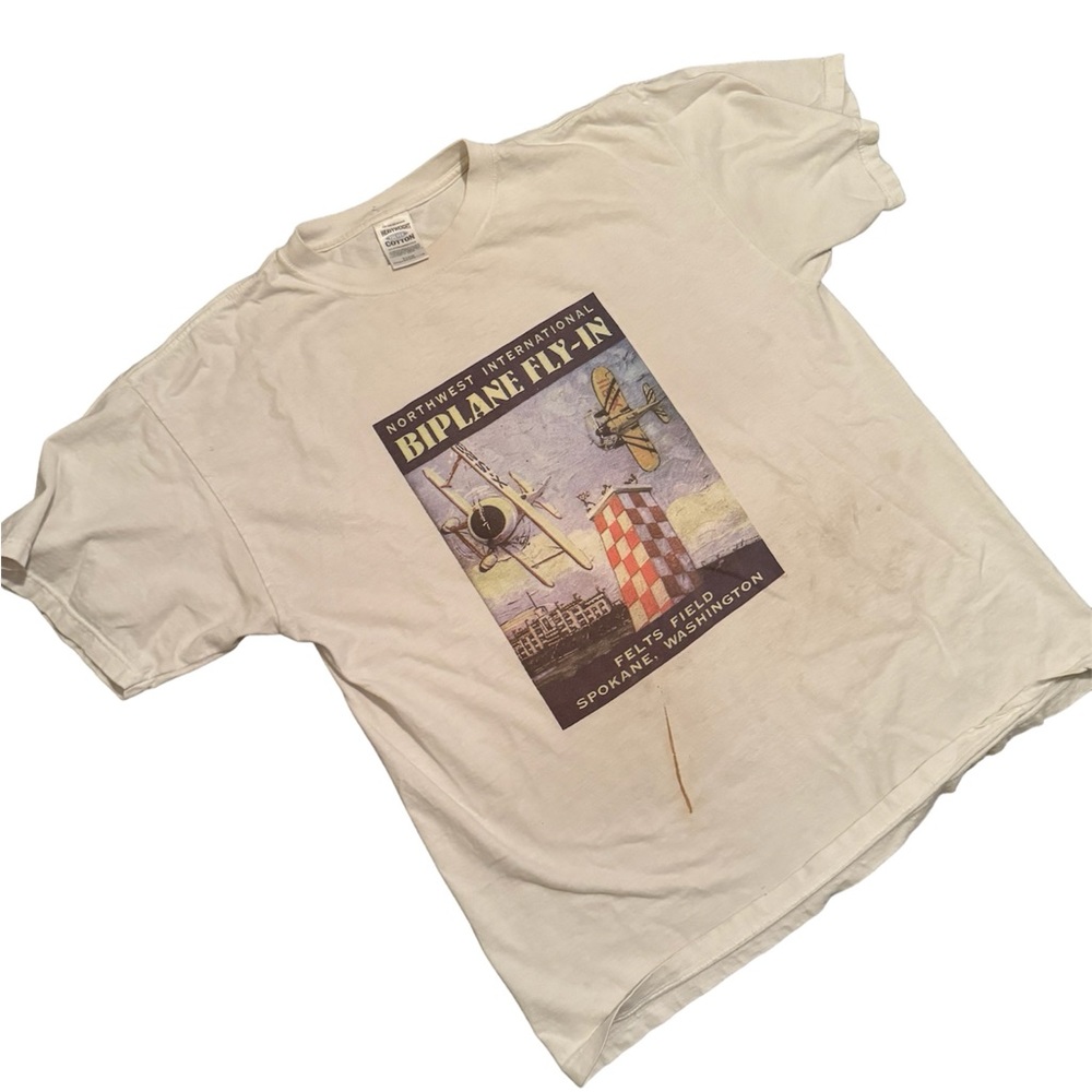 White tee shirt vintage